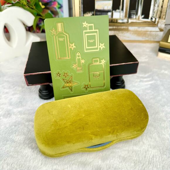 GUCCI sunglass or eyeglass case with cleaning cloth with storage bag GREAT SET - Picture 5 of 8